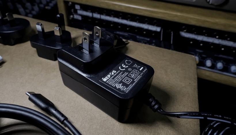apogee symphony desktop 国内首测:基于触控操作系统并内置 dsp 硬件